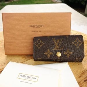 Louis Vuitton key holder